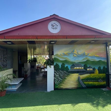 The Glasshouse Hotel Kawasoti Bagian luar foto